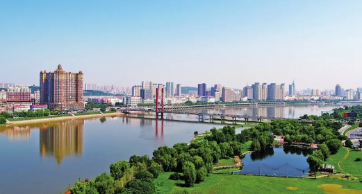 集團助力吉林省吉林高新區(qū)委托招商引資，加速建設(shè)東北振興的高質(zhì)量發(fā)展示范高地