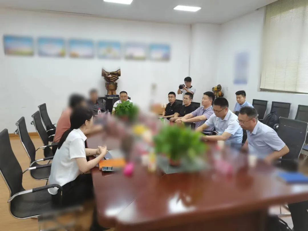 與哈工大等知名院校達(dá)成產(chǎn)學(xué)研合作，上汽等大型車企供應(yīng)商！安徽某地方政府實(shí)地調(diào)研高端液壓設(shè)備制造投資選址項(xiàng)目