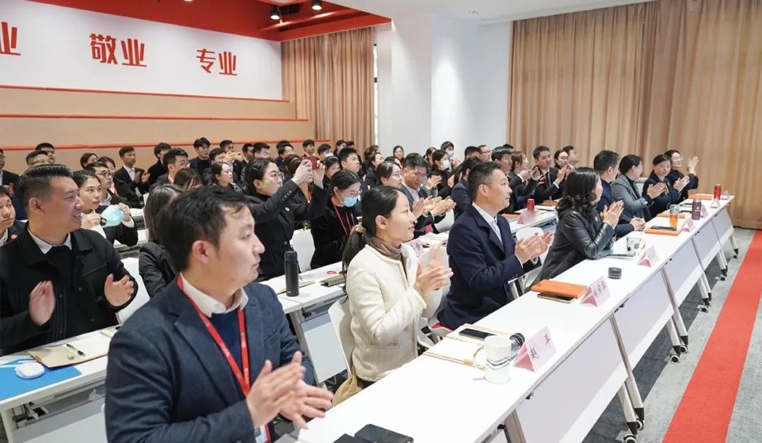 集中火力強(qiáng)開發(fā)，凝心聚力攻落地！3月中旬，集團(tuán)26個(gè)優(yōu)質(zhì)投資選址項(xiàng)目通過評估